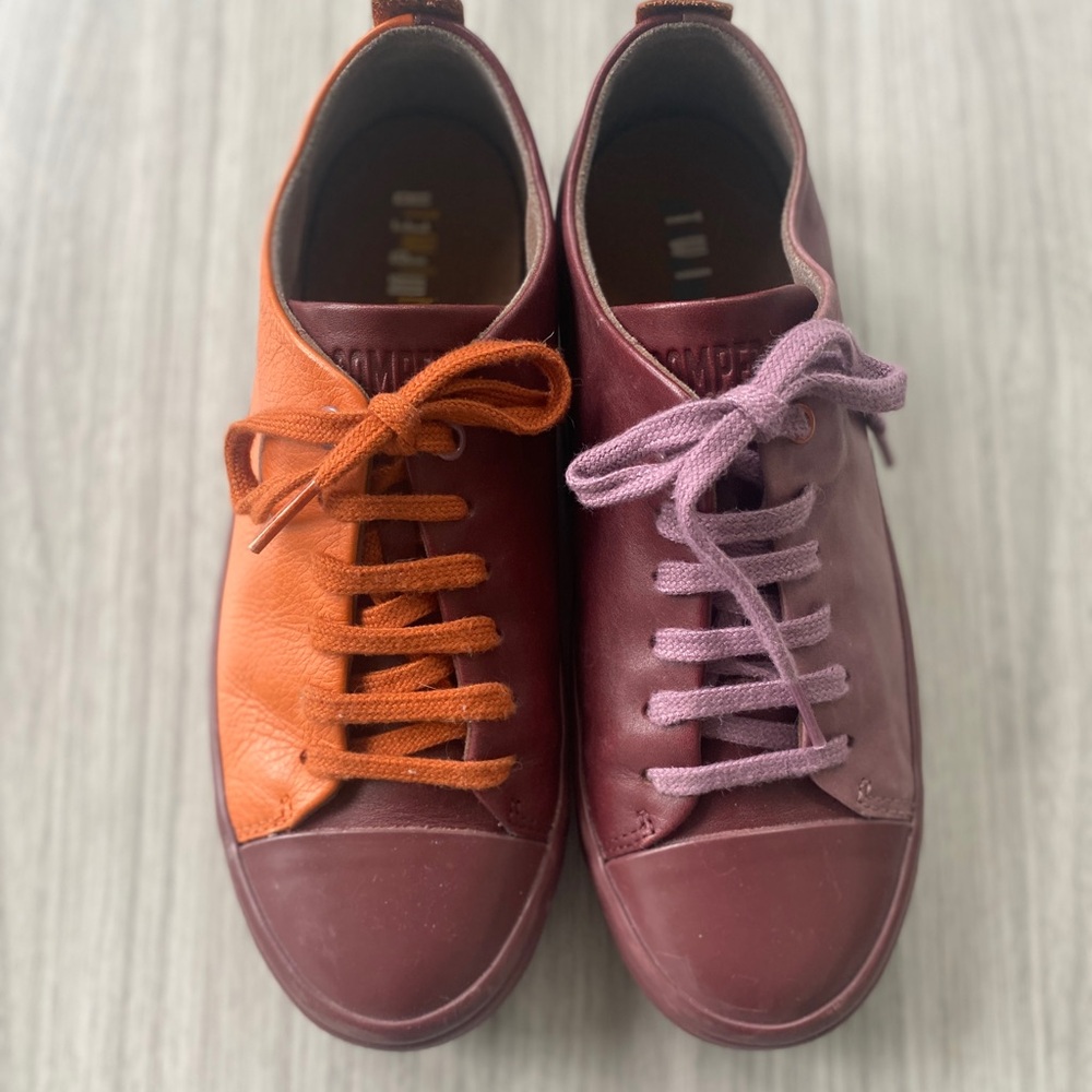 Fun Camper TwinsTwo-Tone Leather Sneakers